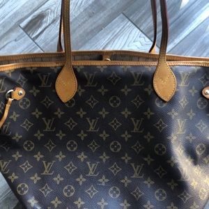 Louis Vuitton neverfull mm